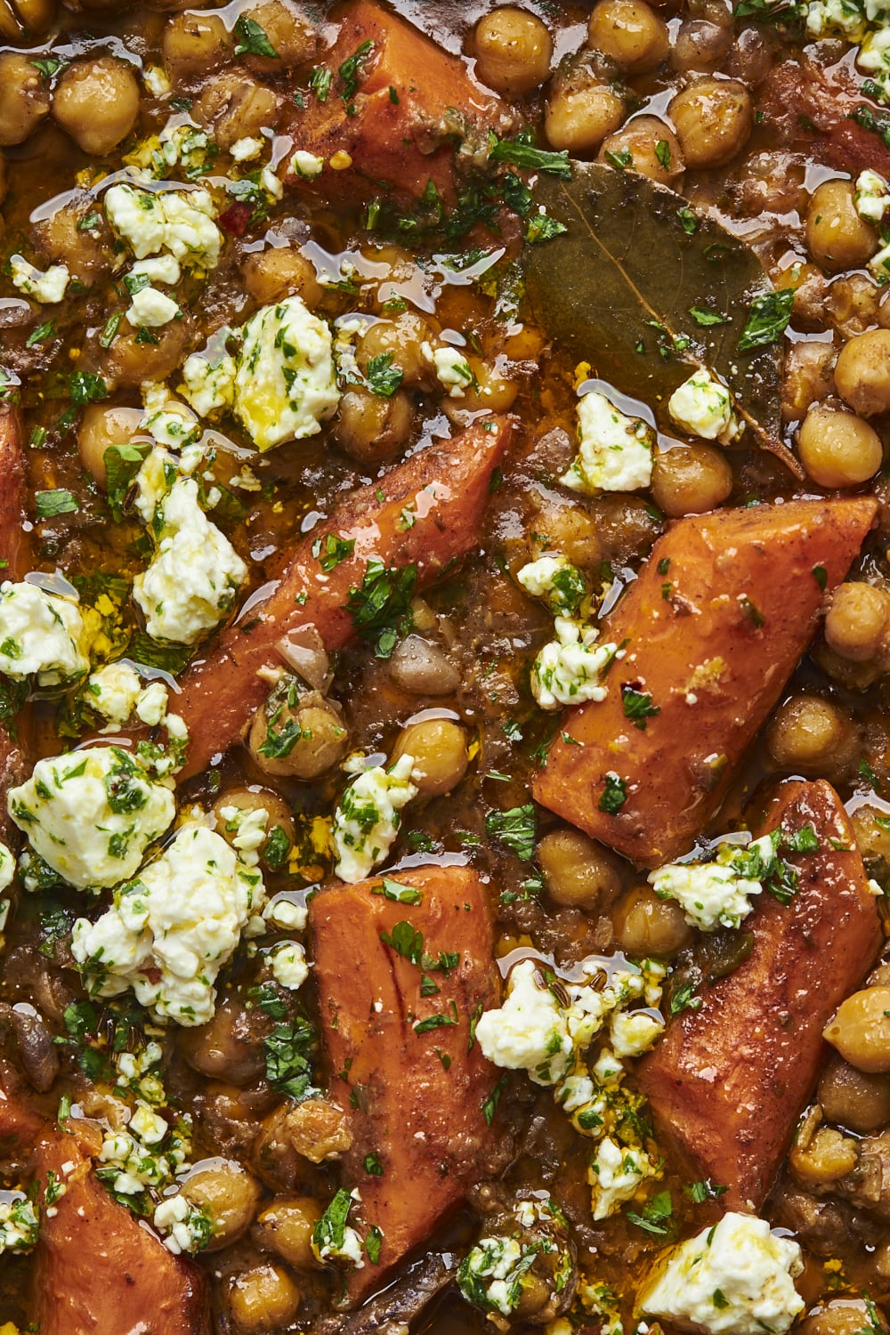 Roasted Carrots and Chickpeas