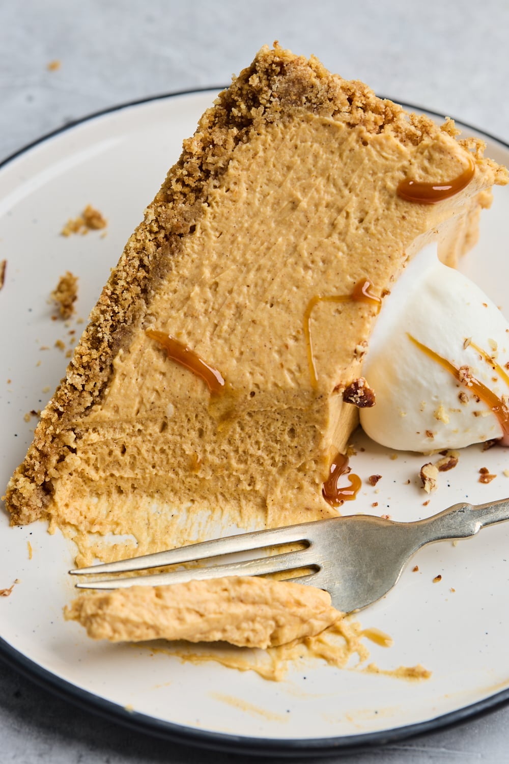 Creamy No Bake Pumpkin Cheesecake