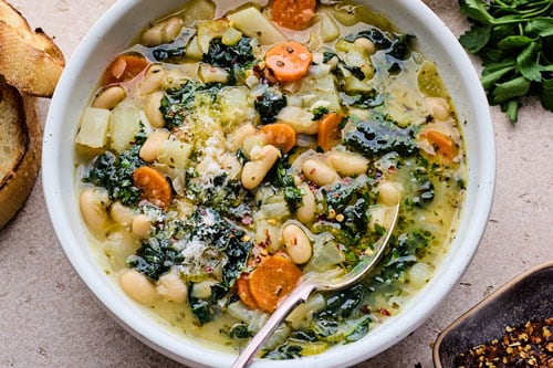 Creamy White Bean Soup (Italian style)