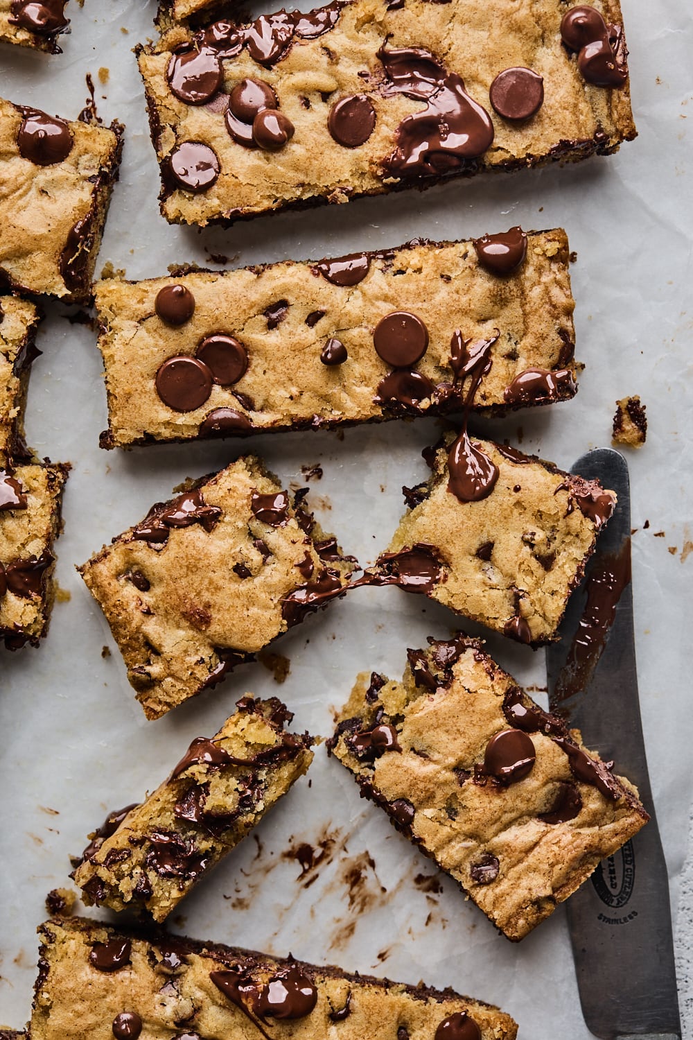 Classic Chocolate Chip Cookie Bars