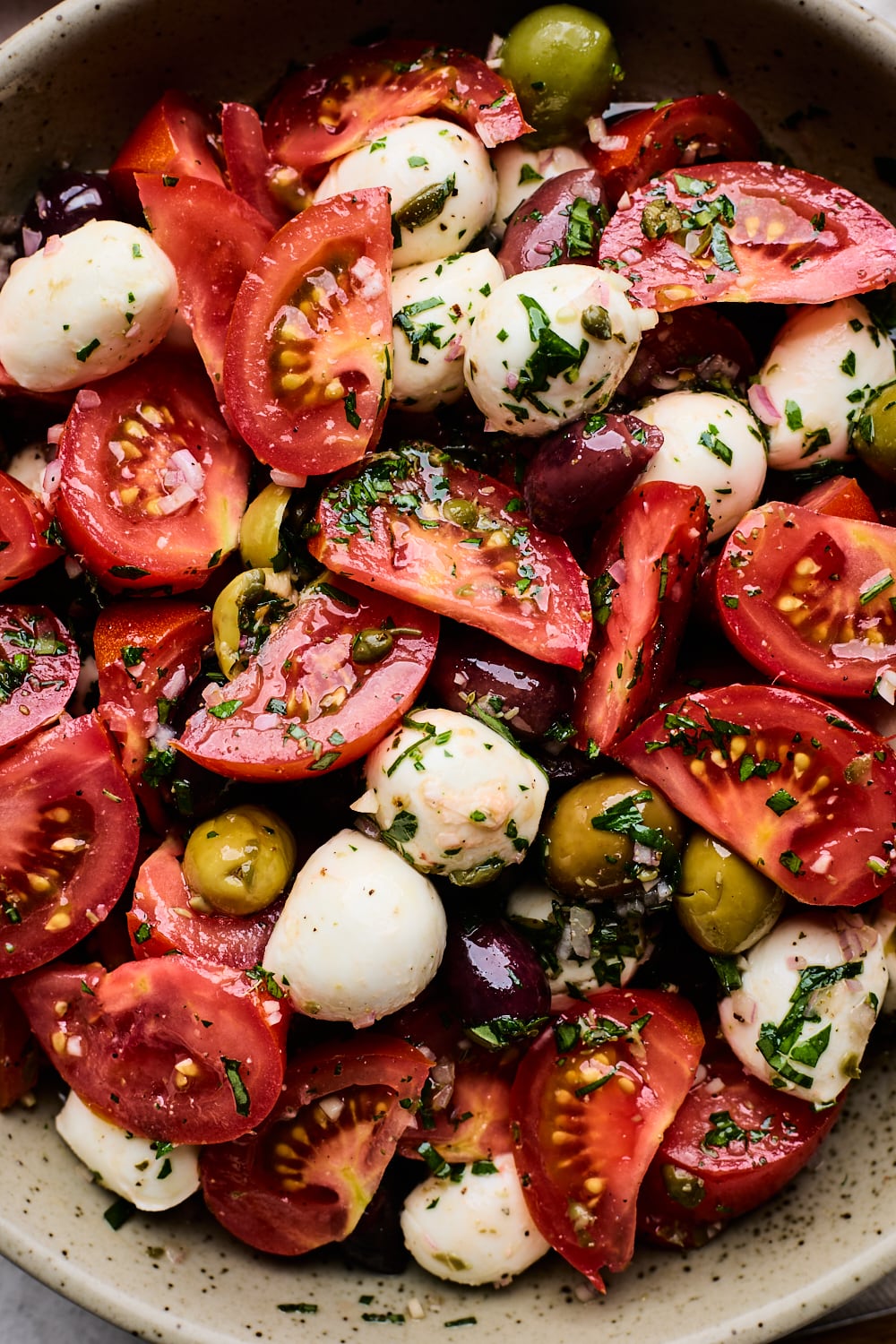 Marinated tomato salad Directions