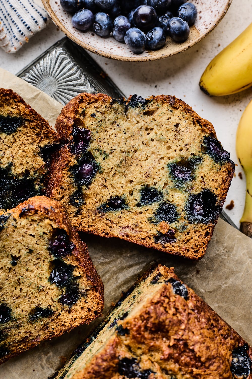 Easy Moist Blueberry Banana Bread