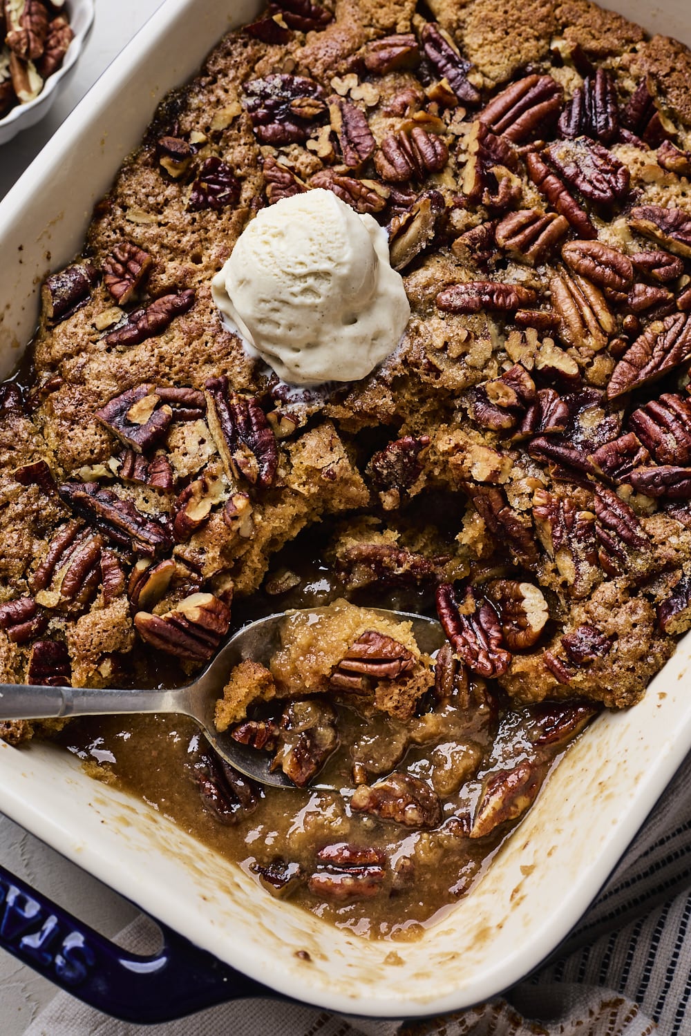 Easy Pecan Pie Cobbler