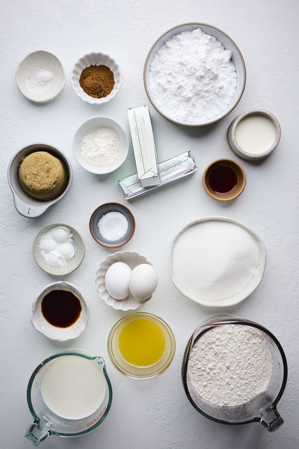 Easy Cinnamon Roll Cake