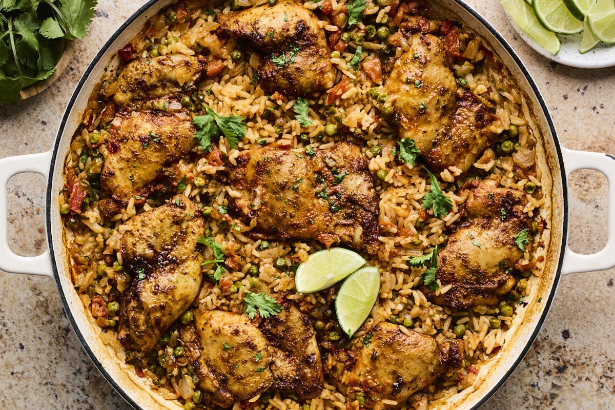 One Pan Mexican Chicken and Rice (Arroz Con Pollo)