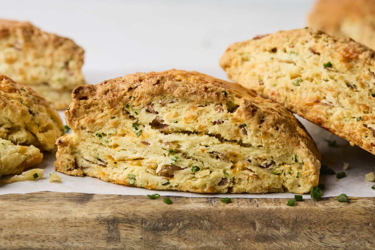 Bakery Style Ham and Cheddar Scones