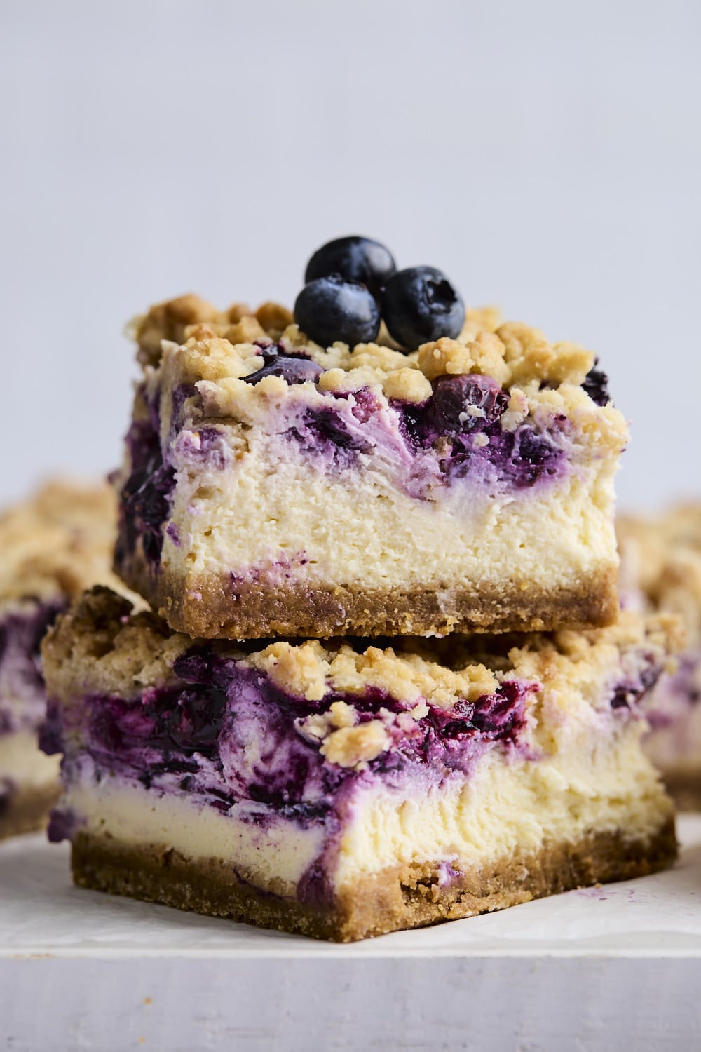 Blueberry Cheesecake Crumble Bars