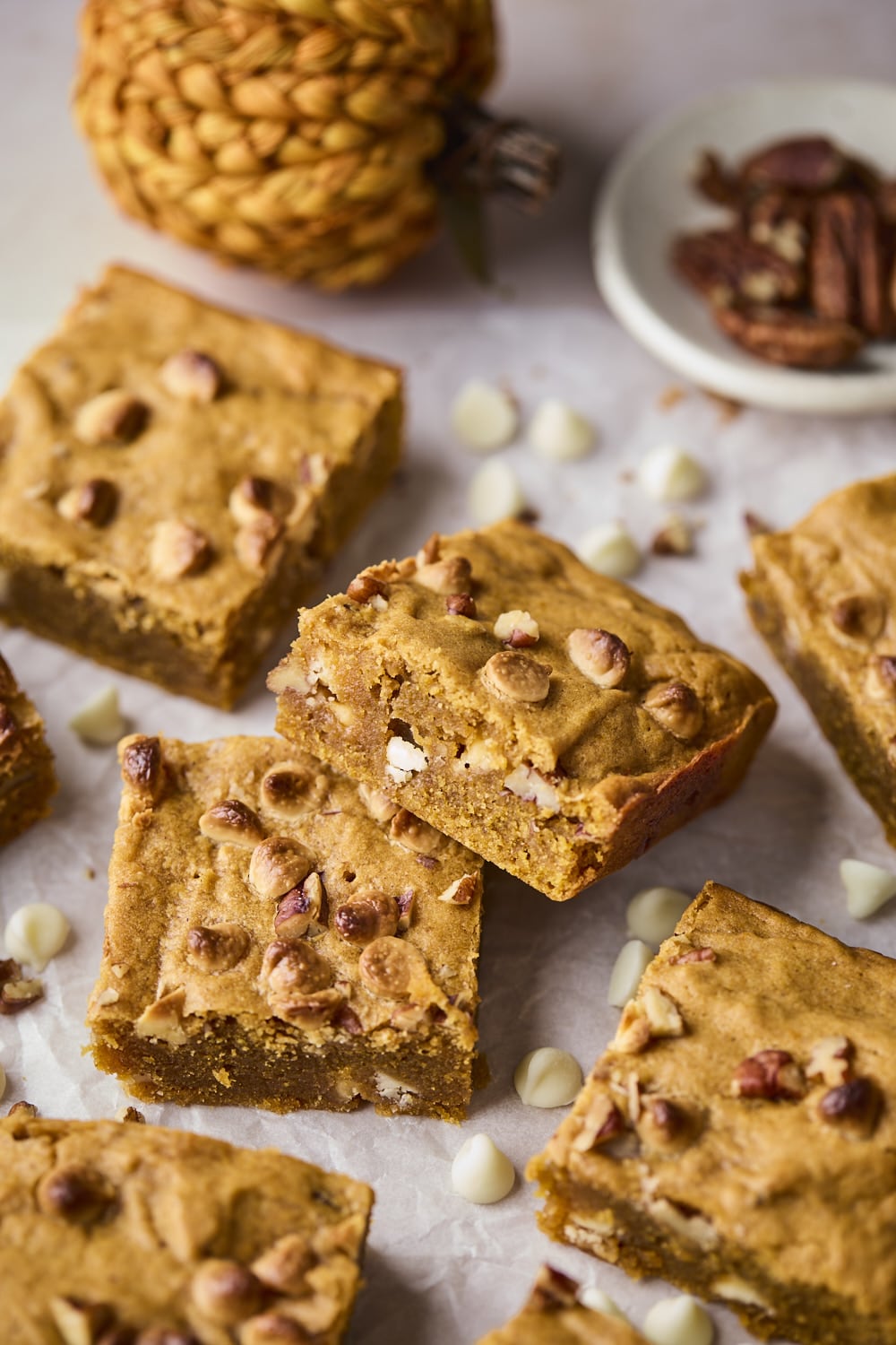 Fudgy Pumpkin Spice Blondies